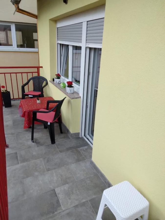 Apartman Josip Gospić Esterno foto