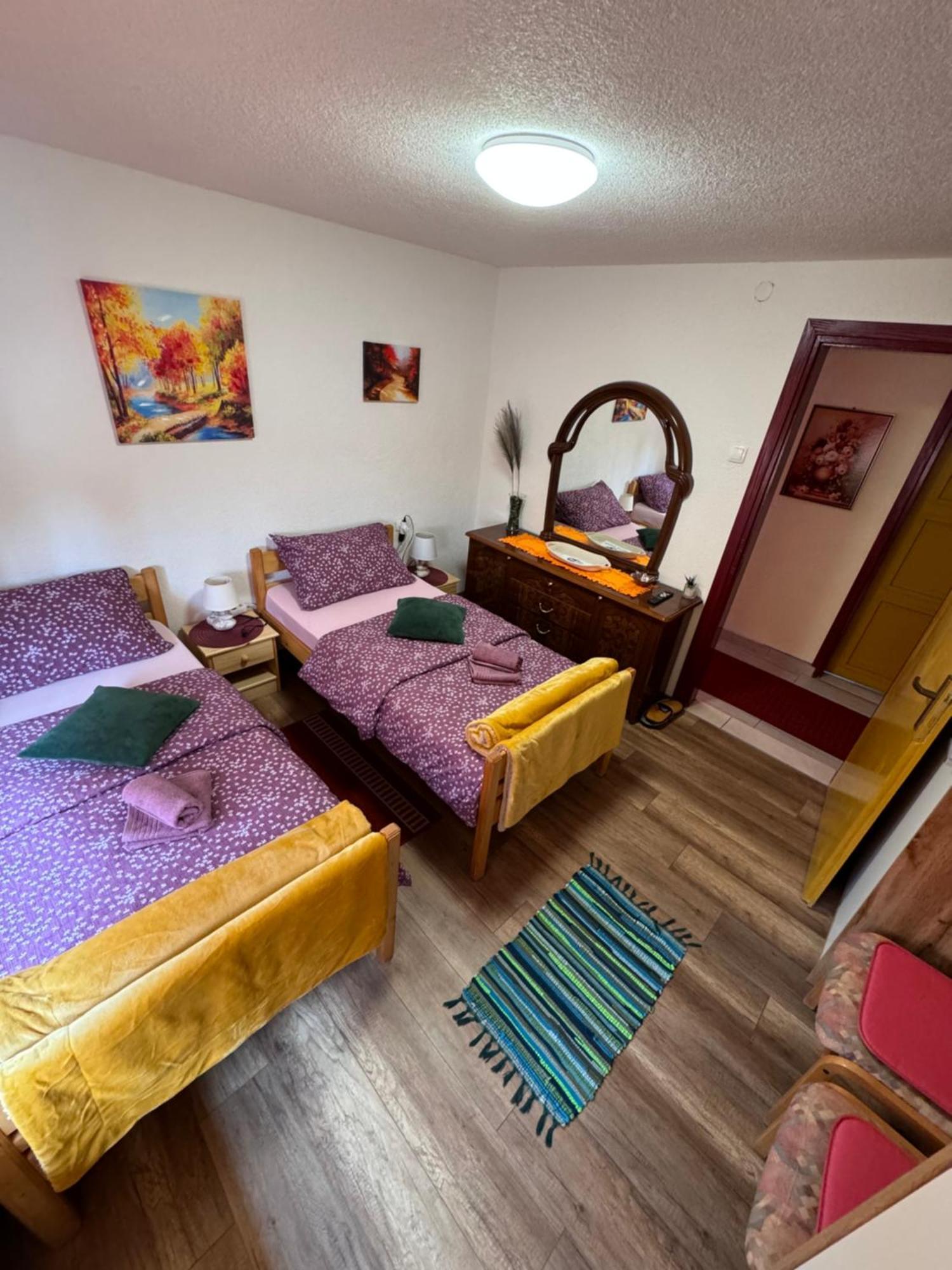 Apartman Josip Gospić Esterno foto