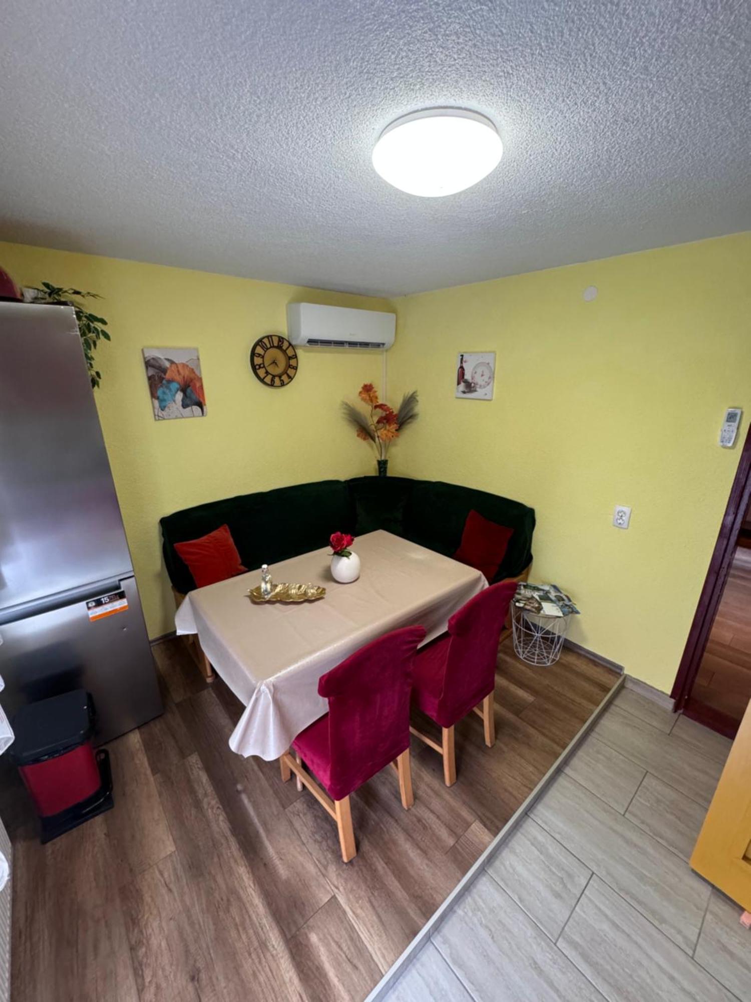 Apartman Josip Gospić Esterno foto