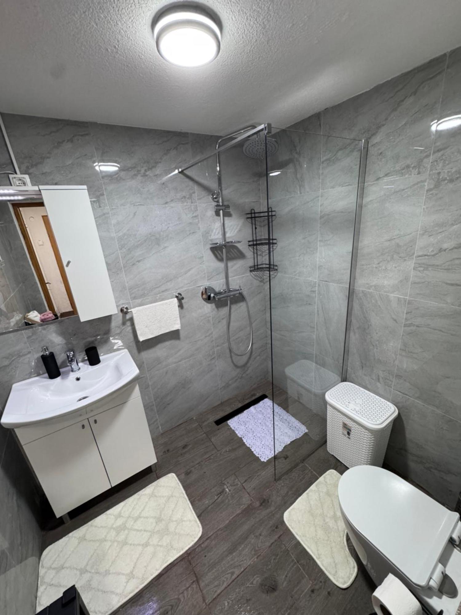 Apartman Josip Gospić Esterno foto